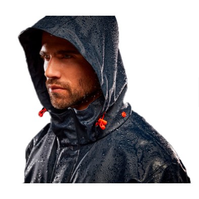 Comprar chaqueta impermeable para trabajos en lluvia helly hansen